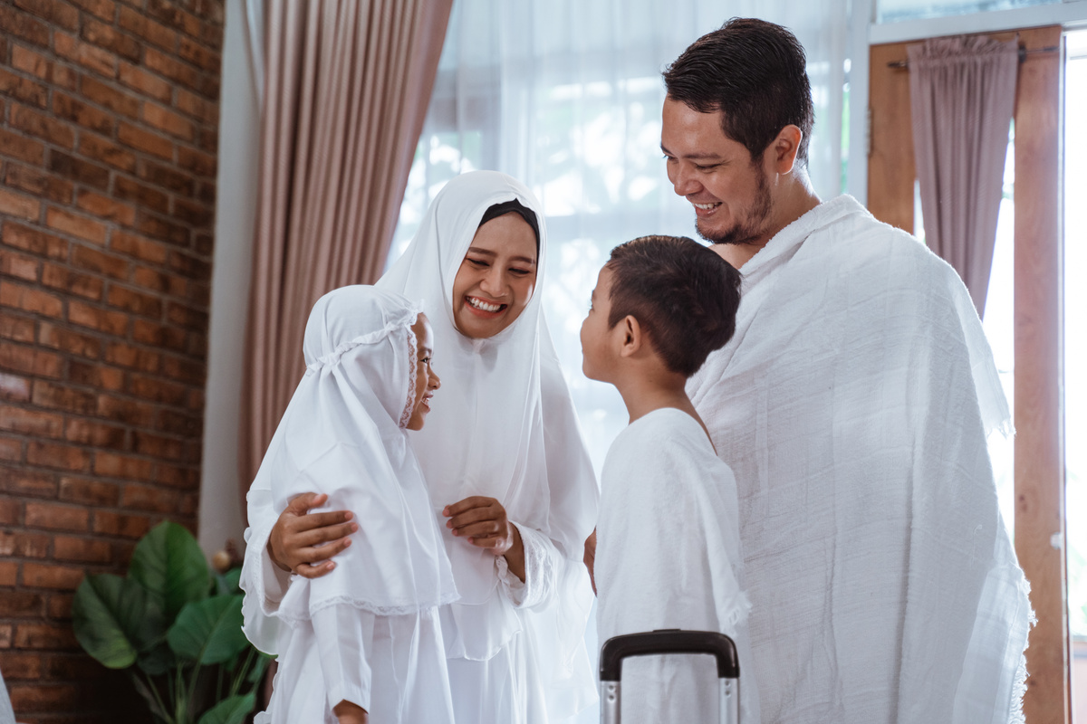 Muslim Umrah and Hajj with Family